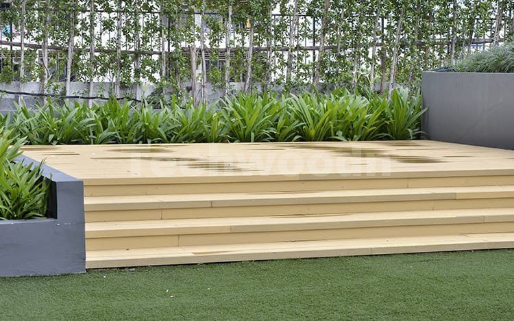 Escaleras de cubierta compuestas