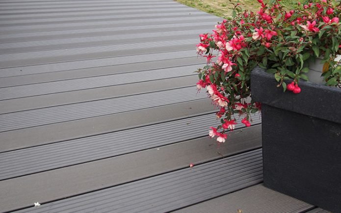 building-a-garden-deck