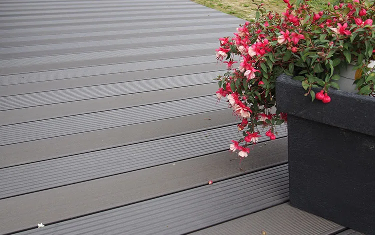 building-a-garden-deck