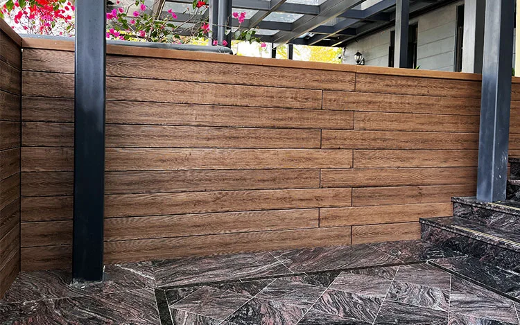 Revestimiento compuesto de jardín