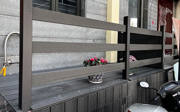 Fabricantes de barandillas de escalera de WPC