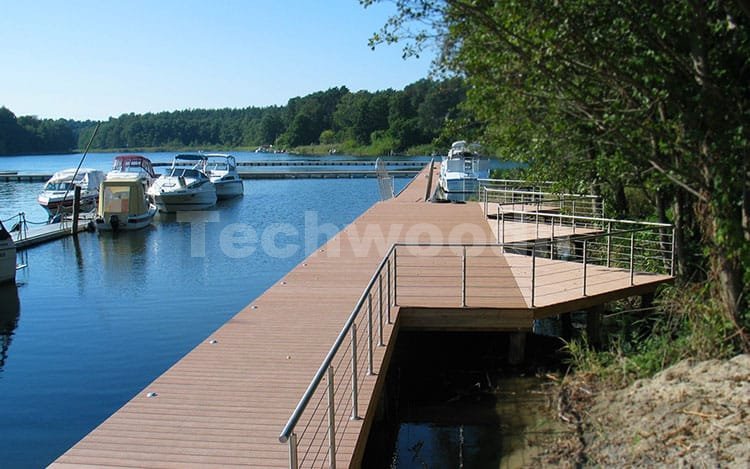 歩道橋用WPCデッキ