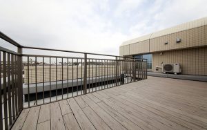 WPC-Terrassendielen-für-Bibliothek