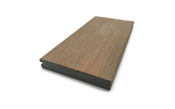23*140 Capped Composite Decking